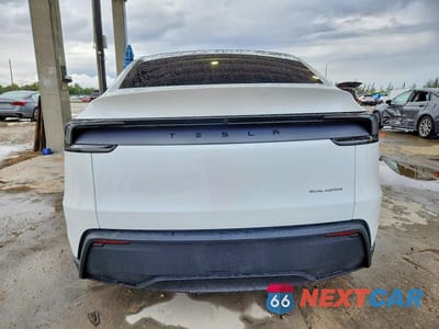 Zdjęcie 6 z 13 samochodu: 2026 TESLA MODEL Y VIN:7SAYGDEE2TA458851 - miniatura