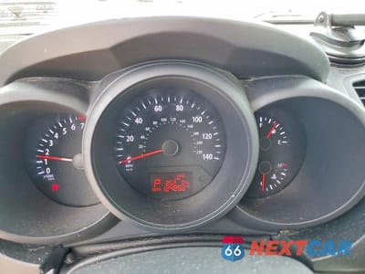 Zdjęcie 9 z 12 samochodu: 2013 KIA SOUL BASE VIN:KNDJT2A58D7550061 - miniatura