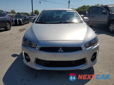 Piąte zdjęcie samochodu w środku: 2016 MITSUBISHI LANCER ES VIN:JA32V2FWXGU010716 - miniatura