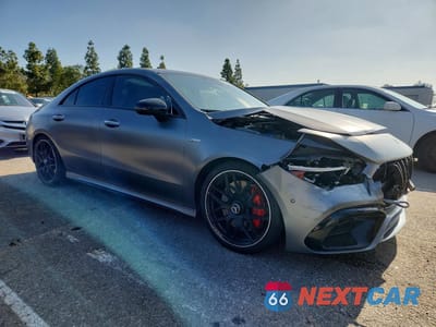 Czwarte zdjęcie samochodu z boku: 2021 MERCEDES-BENZ CLA 45 AMG VIN:W1K5J5DB9MN178662 - miniatura