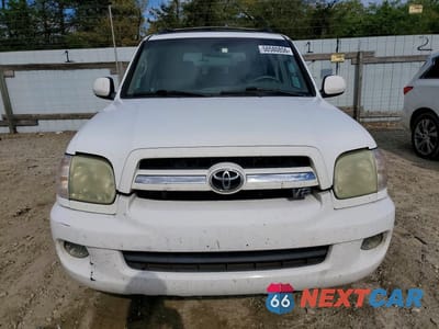 Piąte zdjęcie samochodu w środku: 2005 TOYOTA SEQUOIA SR5 VIN:5TDZT34A75S255462 - miniatura