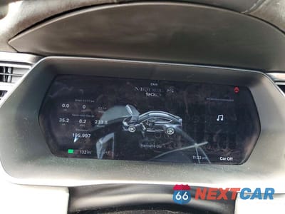 Zdjęcie 9 z 13 samochodu: 2016 TESLA MODEL S VIN:5YJSA1E23GF150492 - miniatura