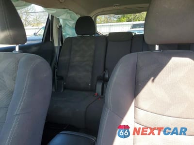 Zdjęcie 10 z 12 samochodu: 2016 NISSAN ROGUE S VIN:KNMAT2MVXGP622474 - miniatura