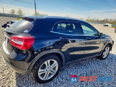 Trzecie zdjęcie samochodu z tyłu: 2016 MERCEDES-BENZ GLA 250 4MATIC VIN:WDCTG4GB3GJ229651 - miniatura