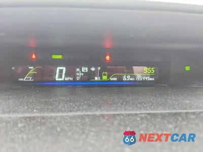 Zdjęcie 9 z 12 samochodu: 2012 TOYOTA PRIUS V THREE VIN:JTDZN3EU7C3035319 - miniatura
