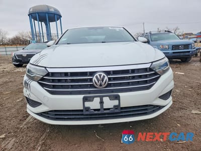Piąte zdjęcie samochodu w środku: 2019 VOLKSWAGEN JETTA VIN:3VWC57BU7KM064606 - miniatura