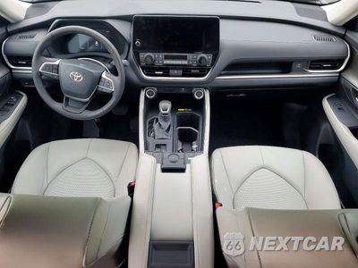 Zdjęcie 8 z 13 samochodu: 2026 TOYOTA GRAND HIGHLANDER HYBRID XLE VIN:5TDACAB55TS088734 - miniatura