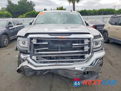 Piąte zdjęcie samochodu w środku: 2017 GMC SIERRA K1500 SLT VIN:3GTU2NEC7HG408840 - miniatura