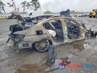 Trzecie zdjęcie samochodu z tyłu: 2020 BMW 530 XI VIN:WBAJR7C05LCE04249 - miniatura