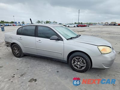 Czwarte zdjęcie samochodu z boku: 2007 CHEVROLET MALIBU LS VIN:1G1ZS58F57F105818 - miniatura