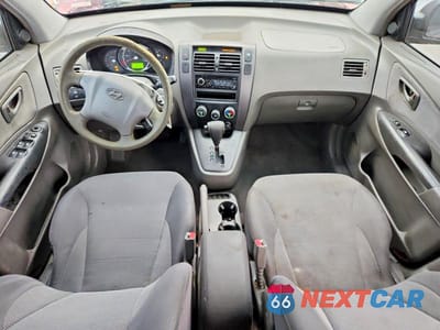 Zdjęcie 8 z 13 samochodu: 2007 HYUNDAI TUCSON GLS VIN:KM8JM12B07U631004 - miniatura