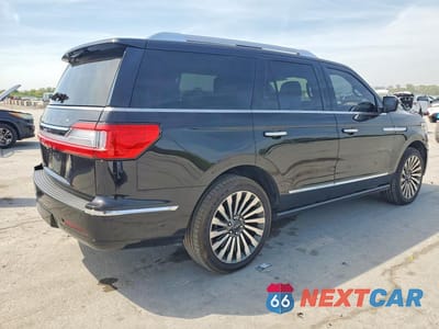 Trzecie zdjęcie samochodu z tyłu: 2019 LINCOLN NAVIGATOR RESERVE VIN:5LMJJ2LT5KEL08962 - miniatura