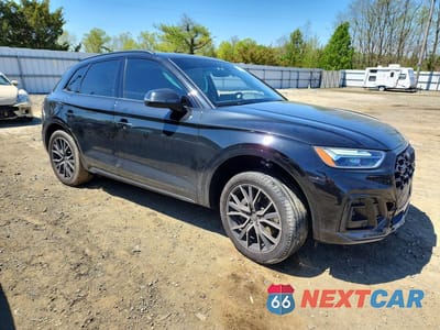 Czwarte zdjęcie samochodu z boku: 2024 AUDI SQ5 PREMIUM PLUS VIN:WA1B4AFY0R2085904 - miniatura