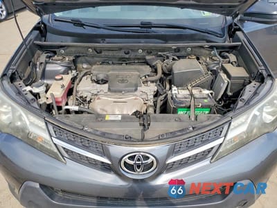 Zdjęcie 12 z 13 samochodu: 2015 TOYOTA RAV4 LE VIN:JTMBFREV7FD161558 - miniatura