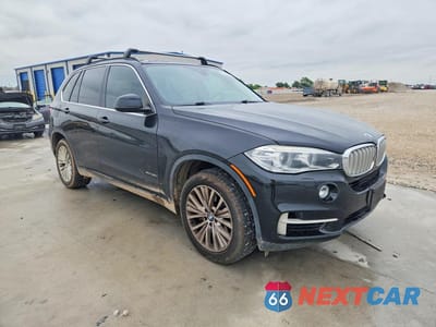 Czwarte zdjęcie samochodu z boku: 2015 BMW X5 XDRIVE50I VIN:5UXKR6C53F0J76069 - miniatura