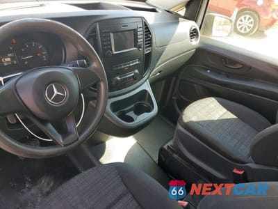 Zdjęcie 8 z 12 samochodu: 2018 MERCEDES-BENZ METRIS VIN:WD3PG2EAXJ3429034 - miniatura