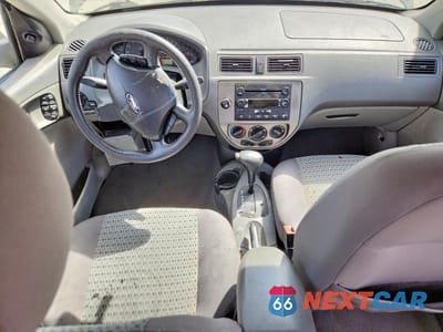 Zdjęcie 8 z 12 samochodu: 2005 FORD FOCUS ZX4 VIN:1FAFP34NX5W269176 - miniatura