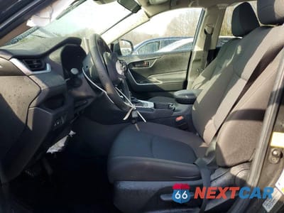Zdjęcie 7 z 13 samochodu: 2023 TOYOTA RAV4 LE VIN:2T3F1RFV8PW340307 - miniatura