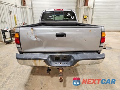 Zdjęcie 6 z 12 samochodu: 2004 TOYOTA TUNDRA ACCESS CAB SR5 VIN:5TBBT44174S447110 - miniatura