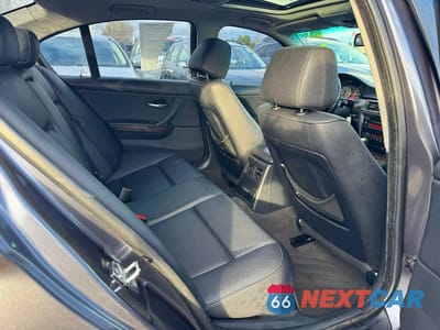 Zdjęcie 6 z 10 samochodu: 2006 BMW 325 I AUTOMATIC VIN:WBAVB17506NK38527 - miniatura