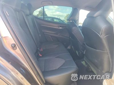 Zdjęcie 10 z 12 samochodu: 2021 TOYOTA CAMRY SE VIN:4T1G11AK2MU596756 - miniatura