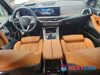 Zdjęcie 8 z 13 samochodu: 2025 BMW X5 XDRIVE40I VIN:5UX23EU0XS9W95298 - miniatura