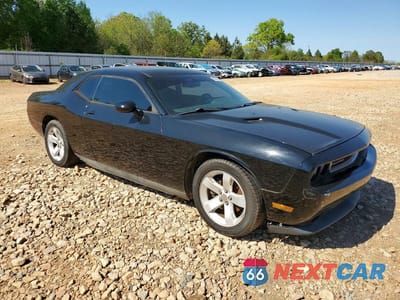 Czwarte zdjęcie samochodu z boku: 2013 DODGE CHALLENGER SXT VIN:2C3CDYAG5DH500608 - miniatura