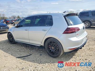 Drugie zdjęcie samochodu z przodu: 2016 VOLKSWAGEN GTI S VIN:3VW447AUXGM062171 - miniatura