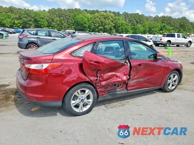 Trzecie zdjęcie samochodu z tyłu: 2013 FORD FOCUS SE VIN:1FADP3F27DL369424 - miniatura
