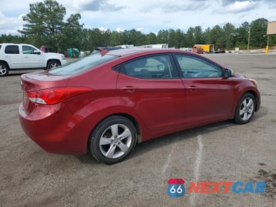 Trzecie zdjęcie samochodu z tyłu: 2013 HYUNDAI ELANTRA GLS VIN:5NPDH4AE8DH443033 - miniatura