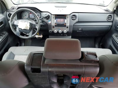 Zdjęcie 8 z 12 samochodu: 2014 TOYOTA TUNDRA SR VIN:5TFUM5F15EX053228 - miniatura