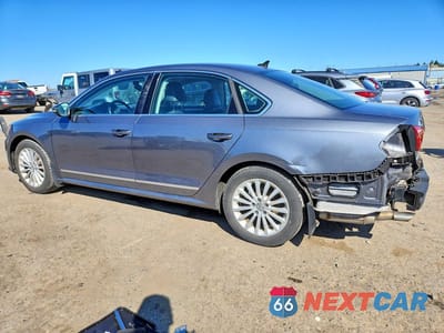 Drugie zdjęcie samochodu z przodu: 2016 VOLKSWAGEN PASSAT SE VIN:1VWBT7A37GC069856 - miniatura