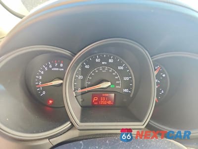 Zdjęcie 9 z 12 samochodu: 2015 KIA RIO 5-DOOR LX VIN:KNADM5A38F6515486 - miniatura