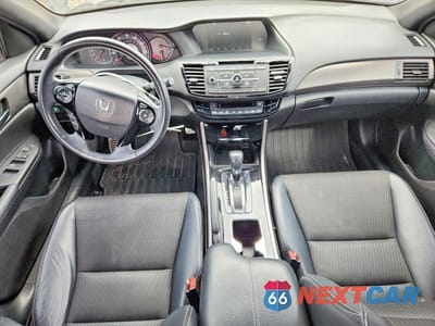 Zdjęcie 8 z 12 samochodu: 2016 HONDA ACCORD SPORT VIN:1HGCR2F59GA077957 - miniatura
