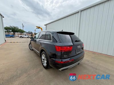 Trzecie zdjęcie samochodu z tyłu: 2017 AUDI Q7 PREMIUM PLUS VIN:WA1LAAF78HD019107 - miniatura
