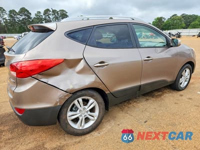 Trzecie zdjęcie samochodu z tyłu: 2012 HYUNDAI TUCSON GLS VIN:KM8JU3AC9CU422585 - miniatura