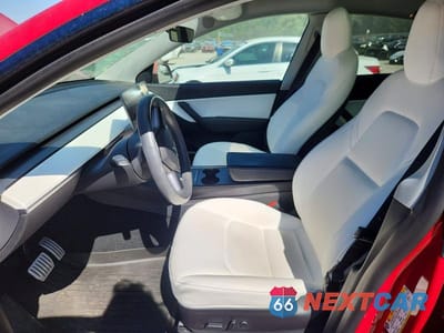 Zdjęcie 7 z 12 samochodu: 2021 TESLA MODEL Y VIN:5YJYGDEF5MF305696 - miniatura