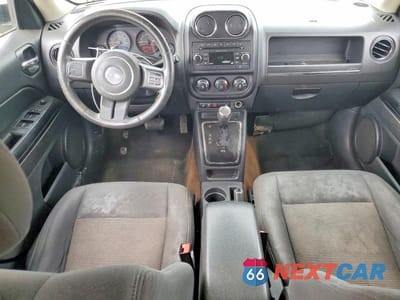 Zdjęcie 8 z 13 samochodu: 2014 JEEP PATRIOT LATITUDE VIN:1C4NJRFB9ED898131 - miniatura