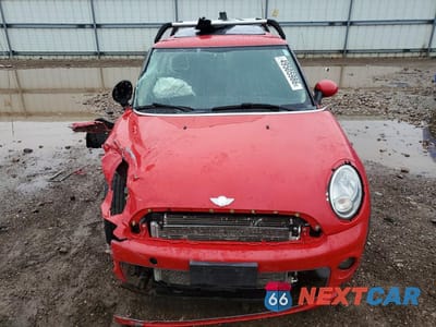 Piąte zdjęcie samochodu w środku: 2013 MINI COOPER VIN:WMWSU3C54DT370925 - miniatura