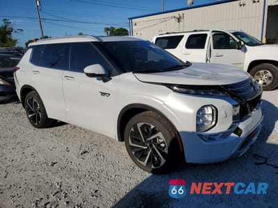 Czwarte zdjęcie samochodu z boku: 2025 MITSUBISHI OUTLANDER SEL VIN:JA4T5WA9XSZ050475 - miniatura