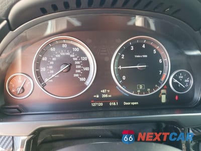Zdjęcie 9 z 13 samochodu: 2016 BMW X5 SDRIVE35I VIN:5UXKR2C5XG0R72540 - miniatura