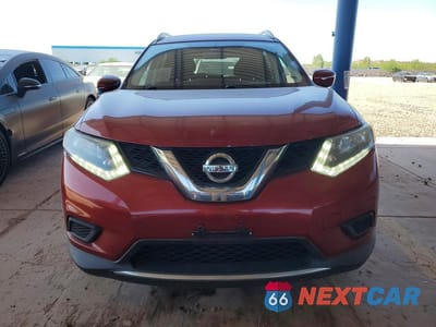 Piąte zdjęcie samochodu w środku: 2015 NISSAN ROGUE SV VIN:KNMAT2MV5FP555975 - miniatura