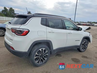 Trzecie zdjęcie samochodu z tyłu: 2024 JEEP COMPASS LIMITED VIN:3C4NJDCN6RT610888 - miniatura