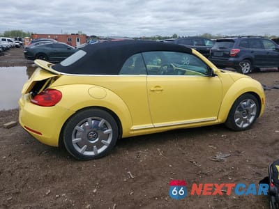 Trzecie zdjęcie samochodu z tyłu: 2013 VOLKSWAGEN BEETLE VIN:3VW5P7AT2DM806425 - miniatura