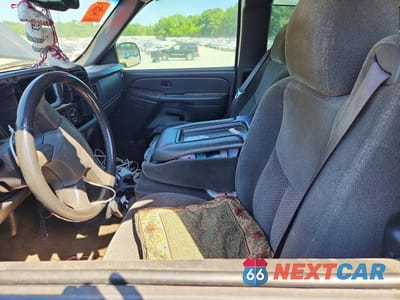 Zdjęcie 7 z 12 samochodu: 2004 CHEVROLET SILVERADO C1500 VIN:1GCEC19V24Z120062 - miniatura