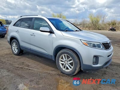 Czwarte zdjęcie samochodu z boku: 2014 KIA SORENTO LX VIN:5XYKT4A62EG481039 - miniatura