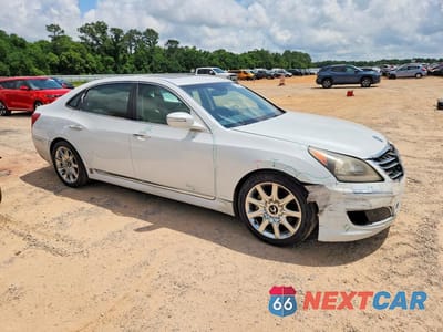 Czwarte zdjęcie samochodu z boku: 2012 HYUNDAI EQUUS SIGNATURE VIN:KMHGH4JH7CU054004 - miniatura