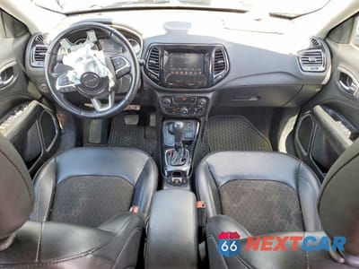 Zdjęcie 8 z 13 samochodu: 2021 JEEP COMPASS LATITUDE VIN:3C4NJDBB9MT509439 - miniatura