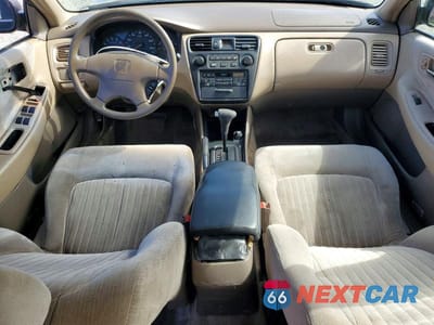 Zdjęcie 8 z 12 samochodu: 1998 HONDA ACCORD LX VIN:1HGCG1649WA038971 - miniatura