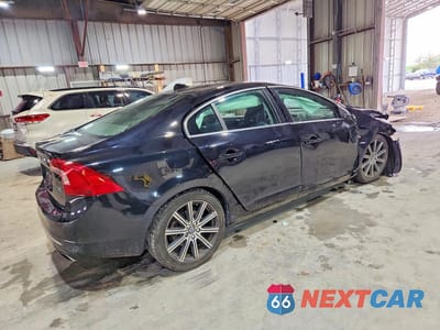 Trzecie zdjęcie samochodu z tyłu: 2018 VOLVO S60 INSCRIPTION VIN:LYV402TK7JB172430 - miniatura